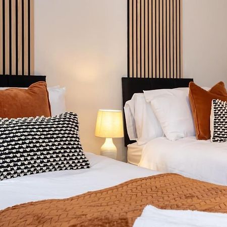 Railway House - Central Warrington - Sleeps 6 외부 사진