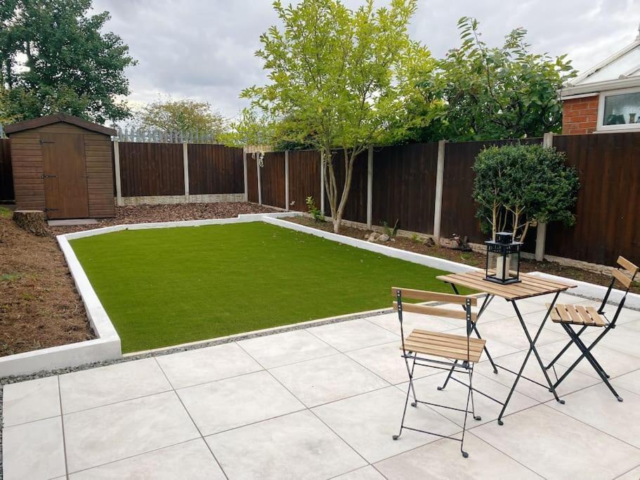 Railway House - Central Warrington - Sleeps 6 외부 사진